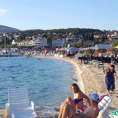 Apartments With A Parking Space Okrug Gornji, Ciovo - 13859 Trogir Exterior foto
